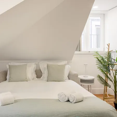 Joivy Stunning Downtown Flats Lisbona