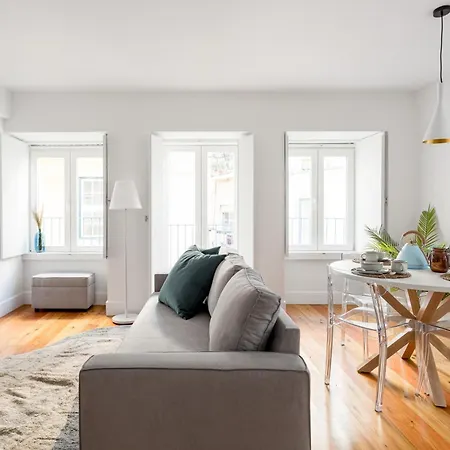 Joivy Stunning Downtown Flats * Lisbona