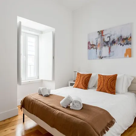 Joivy Stunning Downtown Flats * Lisbon