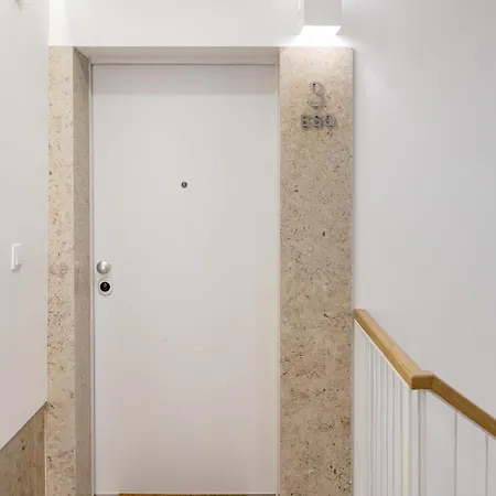 Joivy Stunning Downtown Flats Apartment Lisbon