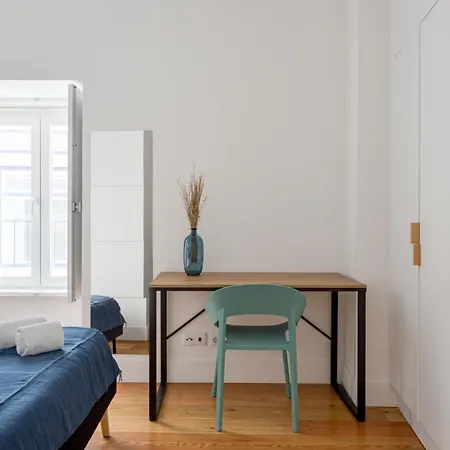 Joivy Stunning Downtown Flats Lisbon