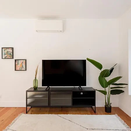 Joivy Stunning Downtown Flats Apartment