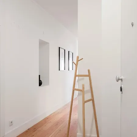 Joivy Stunning Downtown Flats Apartment